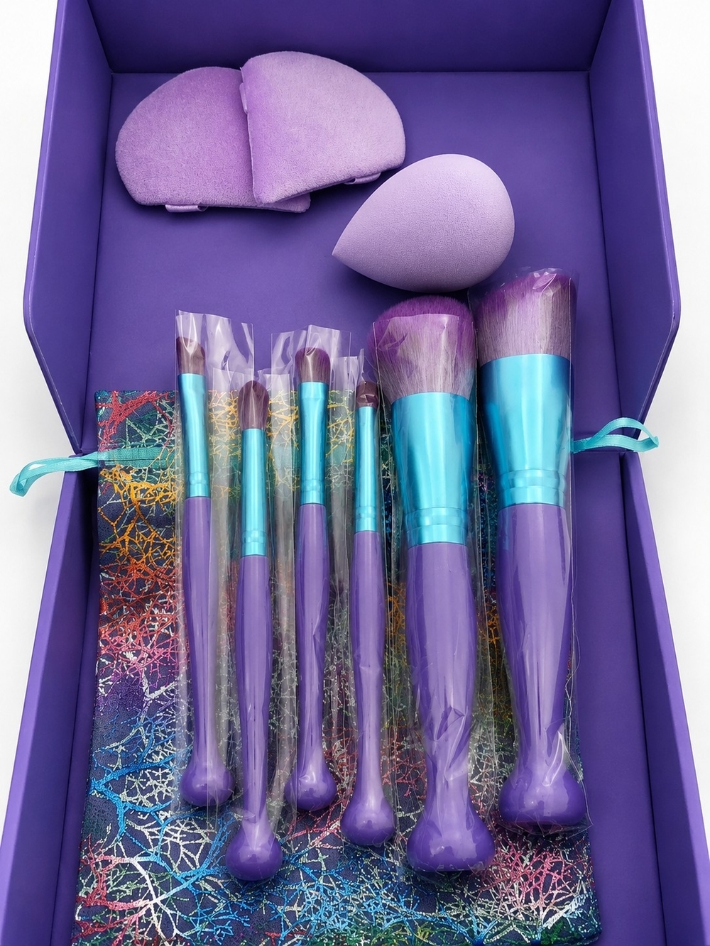 New 6-Pc Makeup Brush Set + Blender & Makeup Remover Puffs w/ Travel Bag